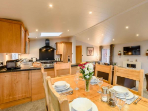 3 Bed in Windermere 90476